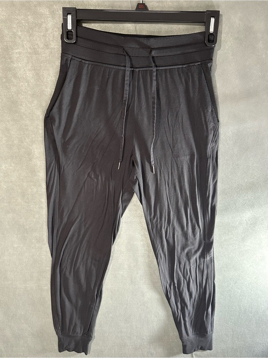 lululemon athletica Pants - Lululemon Black Joggers - Size 6 - High Rise Athletic Pants